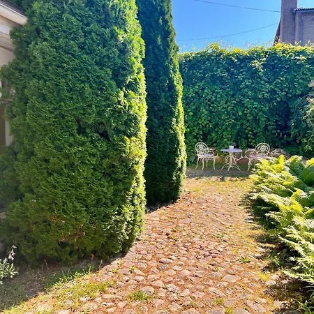 Kesklinna Majake Ja Kodune Minispa * Viljandi (Viljandimaa)