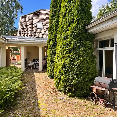 Viljandi Kesklinna Majake Ja Kodune Minispa Viljandi (Viljandimaa)