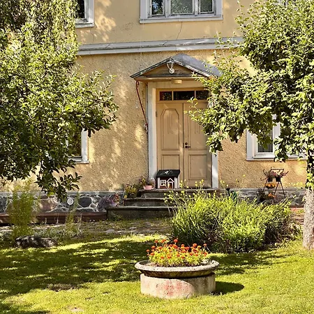 Viljandi Kesklinna Majake Ja Kodune Minispa Viljandi (Viljandimaa)