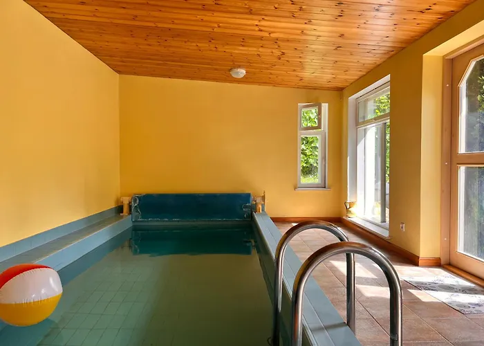 Kesklinna Majake Ja Kodune Minispa * Viljandi (Viljandimaa)