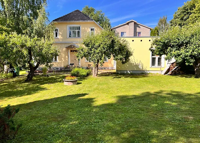 Kesklinna Majake Ja Kodune Minispa Willa