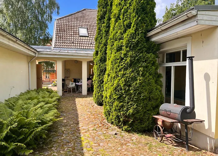 Kesklinna Majake Ja Kodune Minispa Viljandi (Viljandimaa)